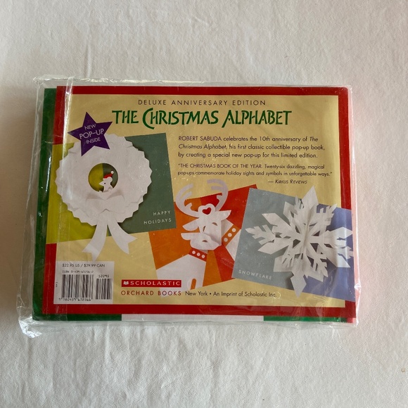 The Christmas Alphabet Deluxe Anniversary. Edition by Robert Sabuda - Picture 2 of 5